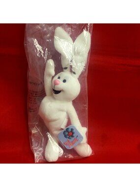 Vintage 1998 General Mills Breakfast Pals Bean Bag Plush Toy Trix Rabbit